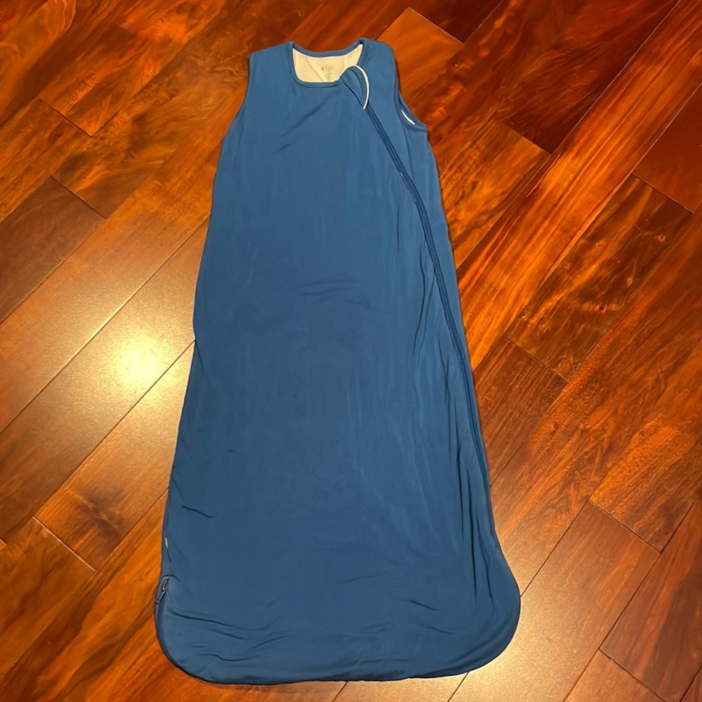Kyte baby sleep sack. Retired color sapphire. 6-18M 1.0tog